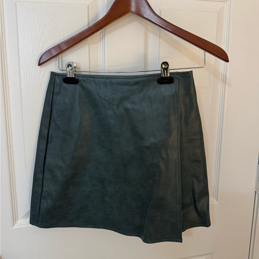 She+Sky Skirt